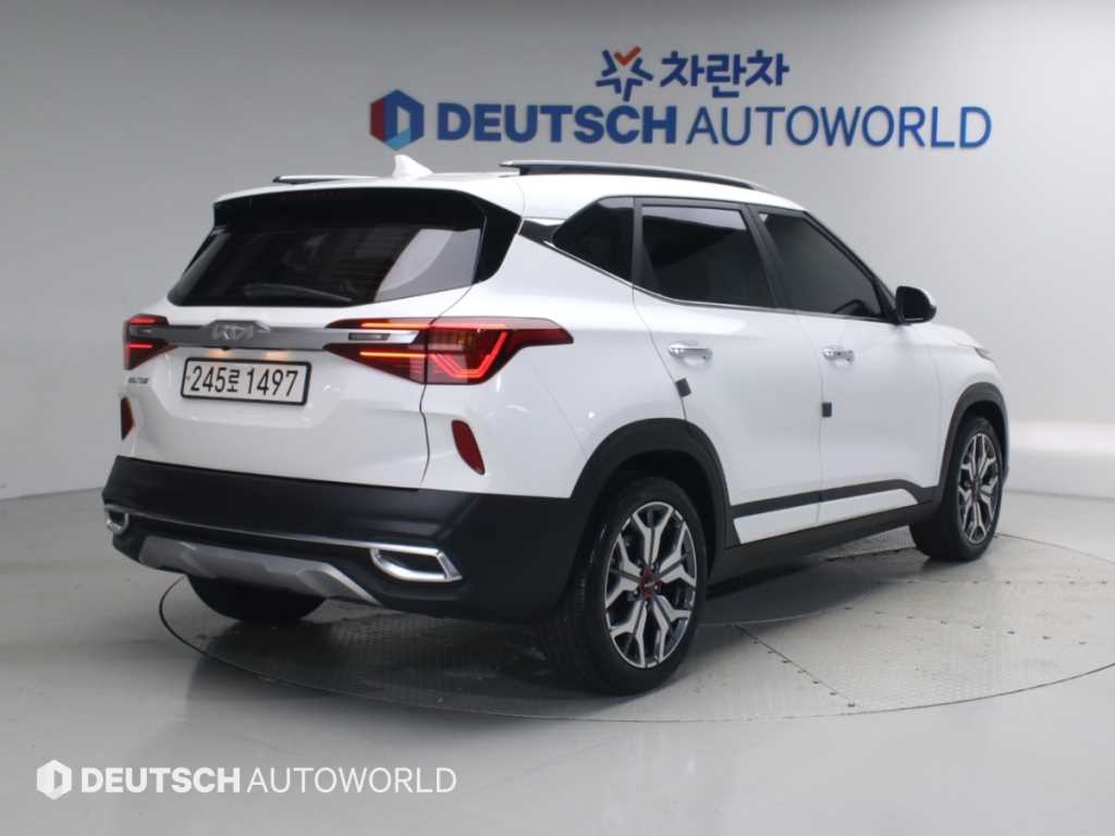 기아 셀토스 가솔린 1.6 터보 2WD 시그니처 사진 2/20