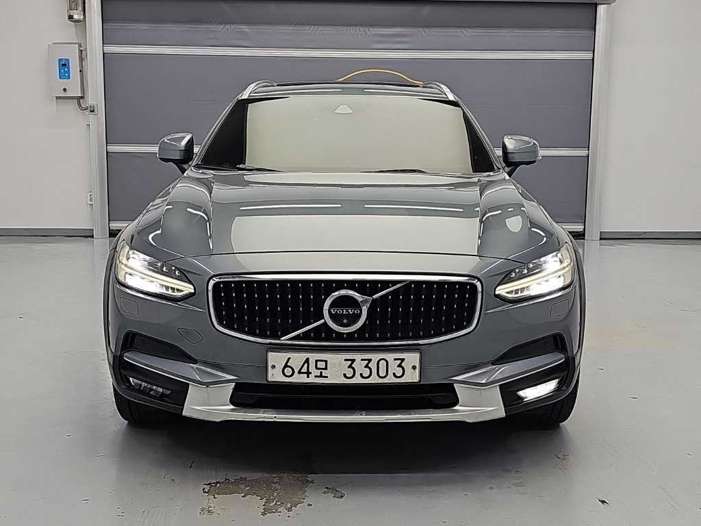 볼보 V90 D5 AWD 사진 2/19
