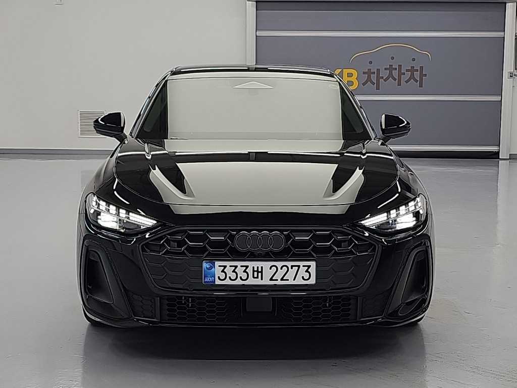 아우디 A5 45 TFSI 콰트로 S-라인 사진 2/18