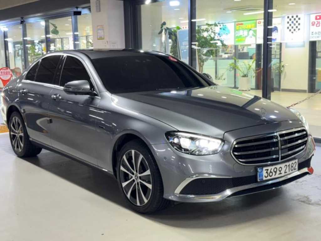 E-클래스 W213 E300e 4MATIC 익스클루시브 2021년식