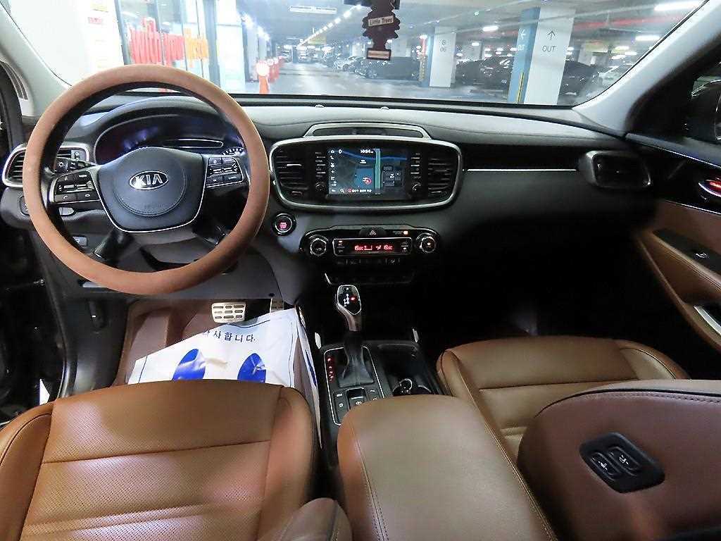 더 뉴 쏘렌토 디젤 2.2 2WD 노블레스 스페셜 2018년식