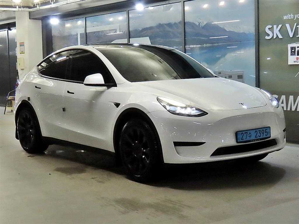 모델 Y RWD 2023년식