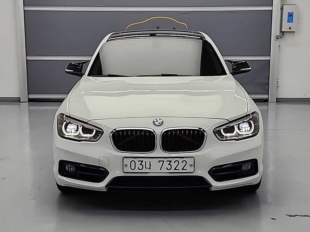 BMW 1시리즈 118d 스포츠 사진 2/19