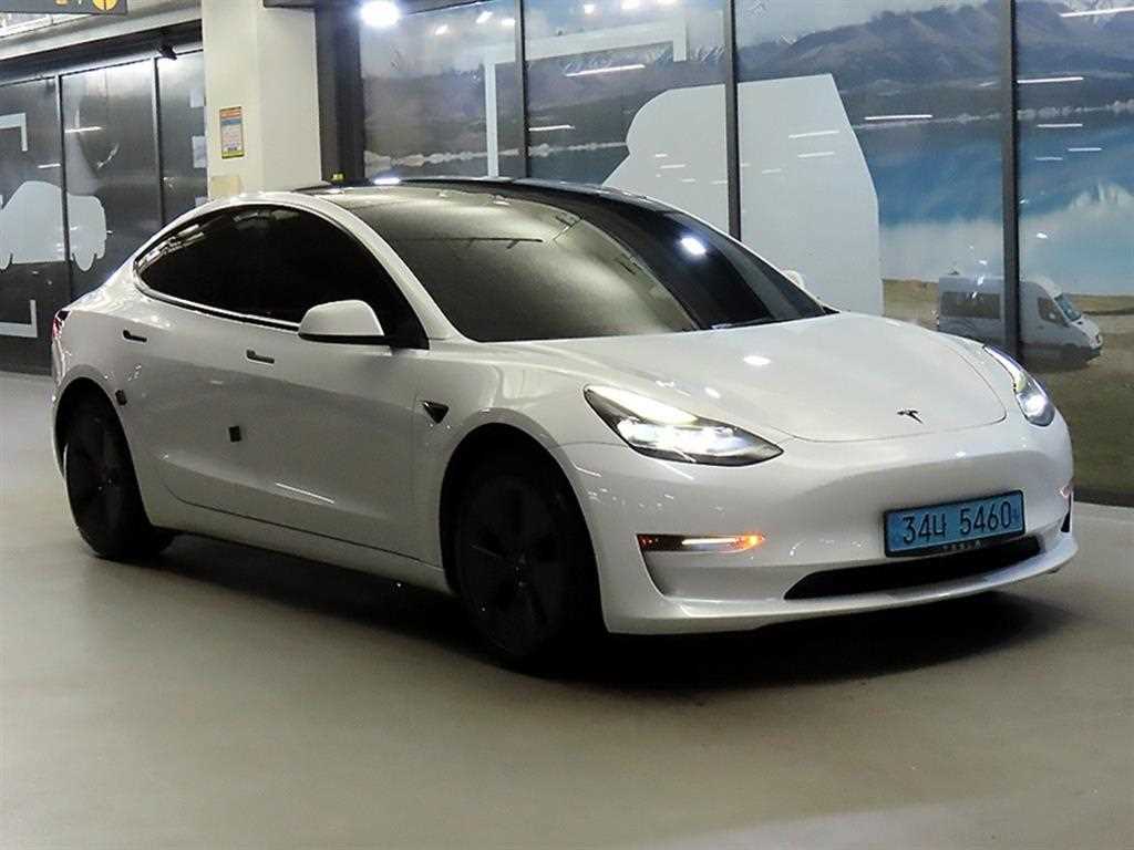 모델 3 롱 레인지 2022년식
