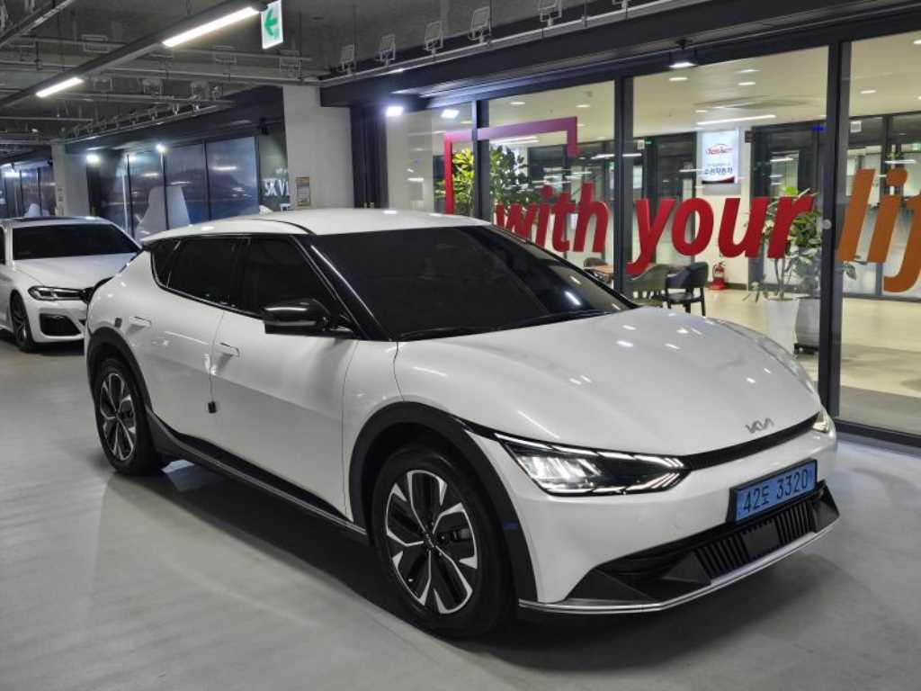 기아 EV6 롱레인지 AWD 에어 사진 2/20