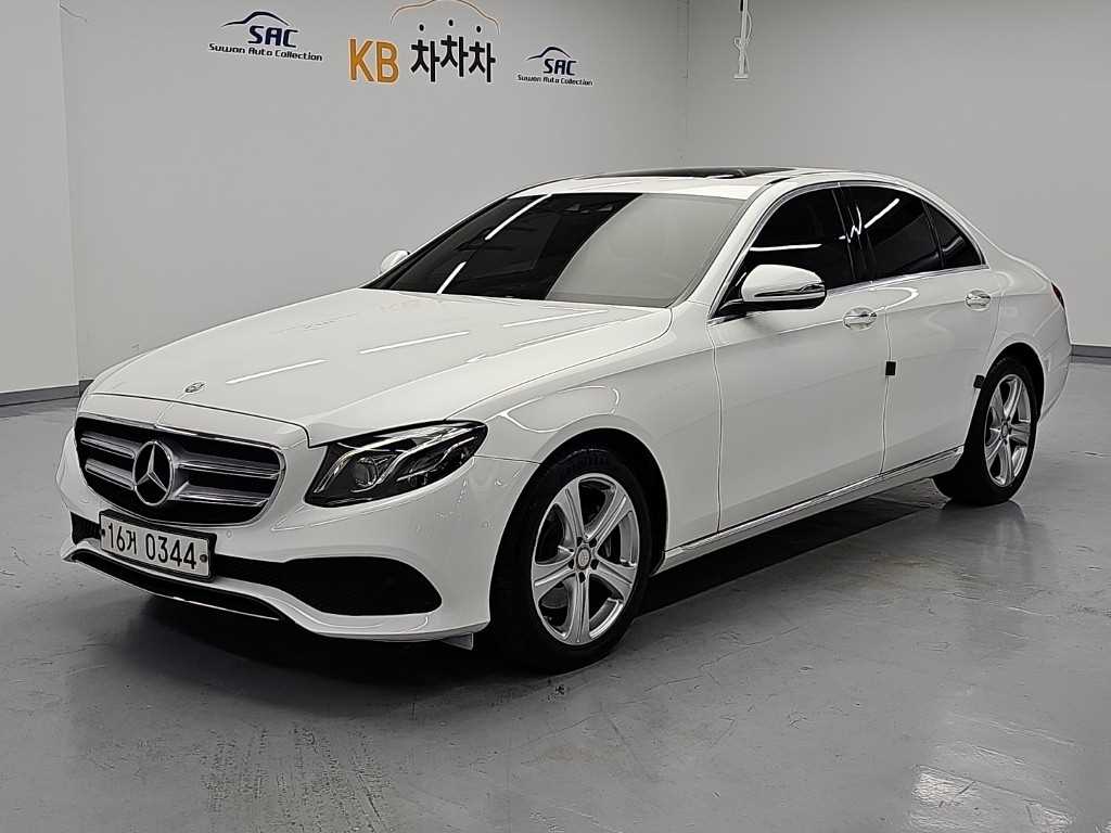 벤츠 E 클래스 E220d 익스클루시브 사진