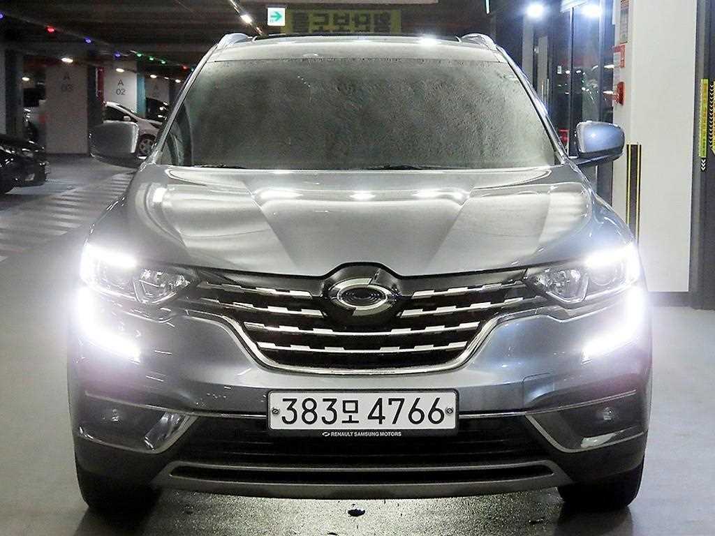 르노코리아 QM6 2.0 LPe LE 2WD 사진 2/20