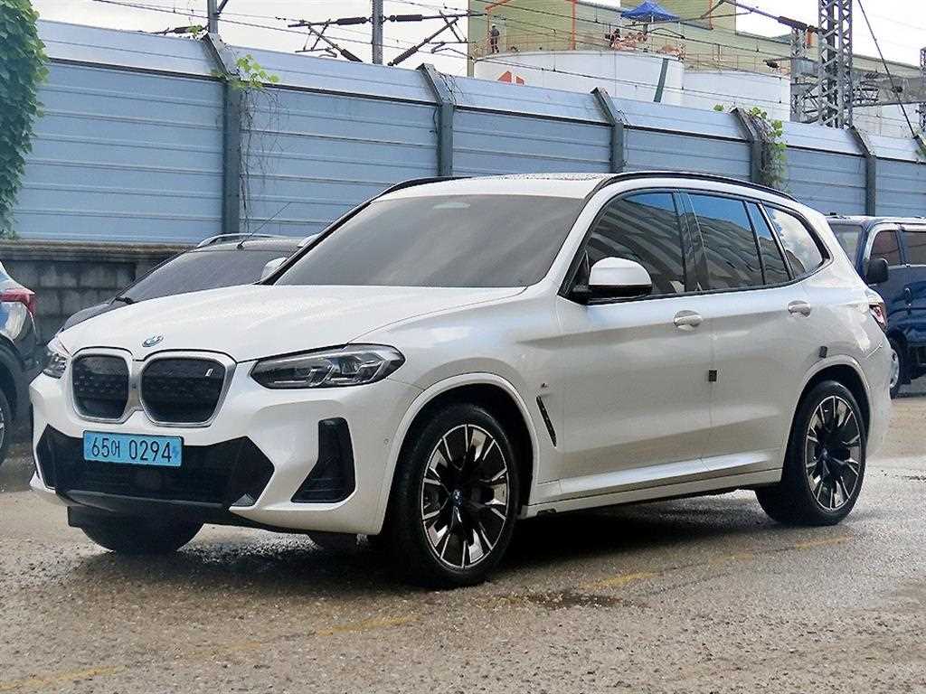 BMW iX3 M 스포츠 기본형 사진