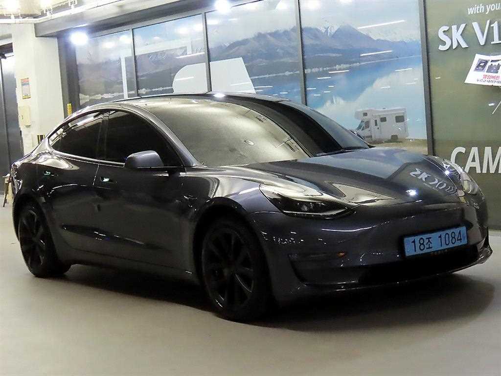 모델 3 롱 레인지 2022년식