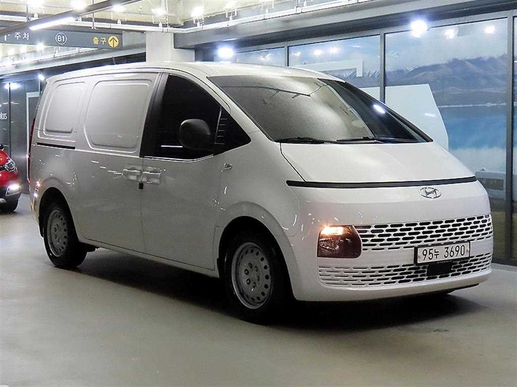 스타리아 2WD 디젤 카고 스마트 3인승 2022년식
