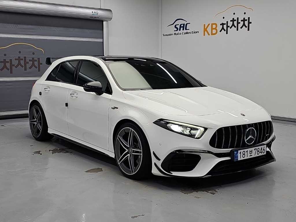 A클래스 W177 AMG A45 4MATIC+ 해치백 2021년식
