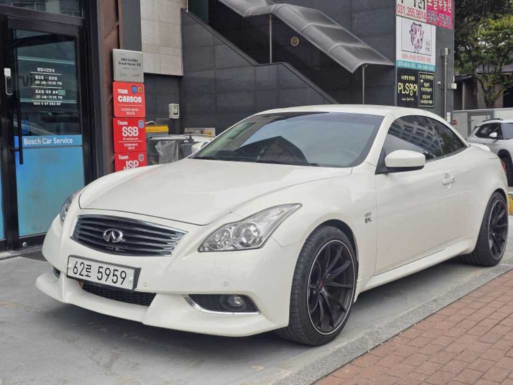 G37 컨버터블 2010년식