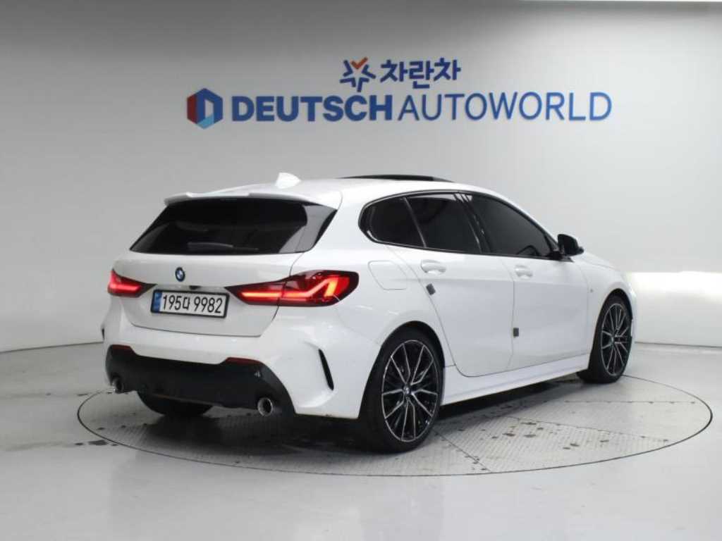 BMW 1시리즈 118d M 스포츠 퍼스트 에디션 사진 2/20
