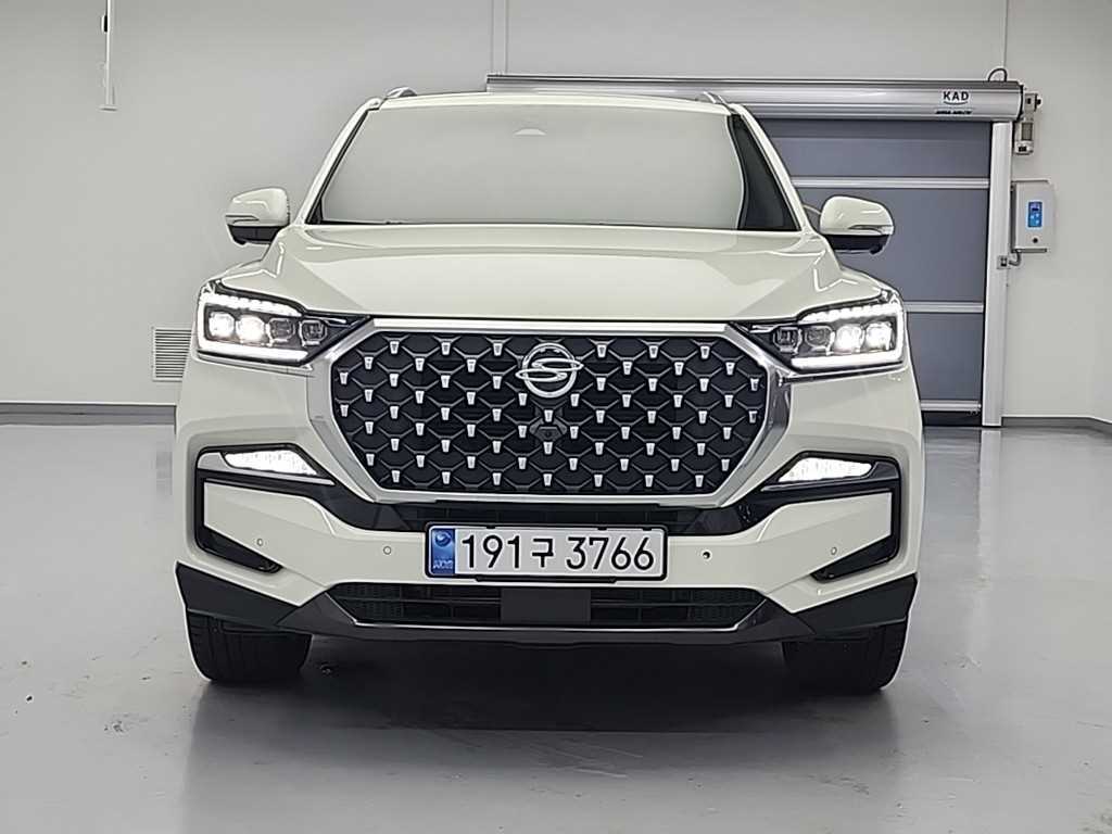 KGM 렉스턴 디젤 2.2 4WD 프레스티지 사진 2/19