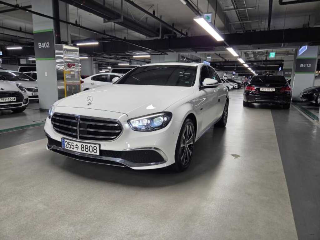 E-클래스 W213 E300e 4MATIC 익스클루시브 2021년식