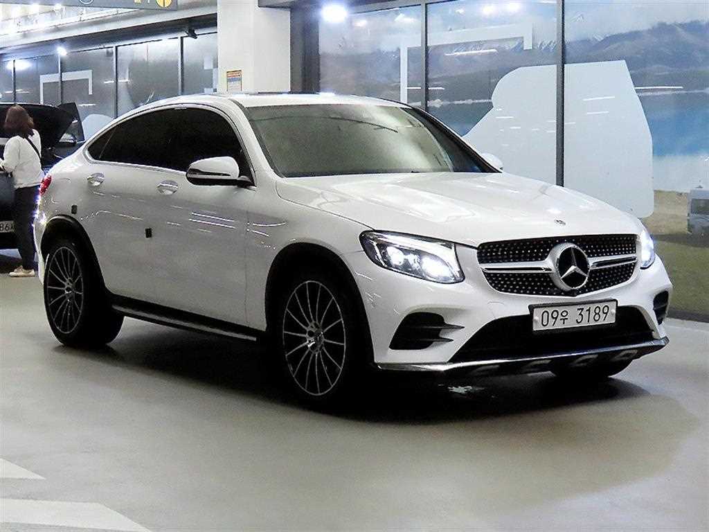 GLC클래스 X253 GLC 300 4MATIC AMG LINE 쿠페 2019년식