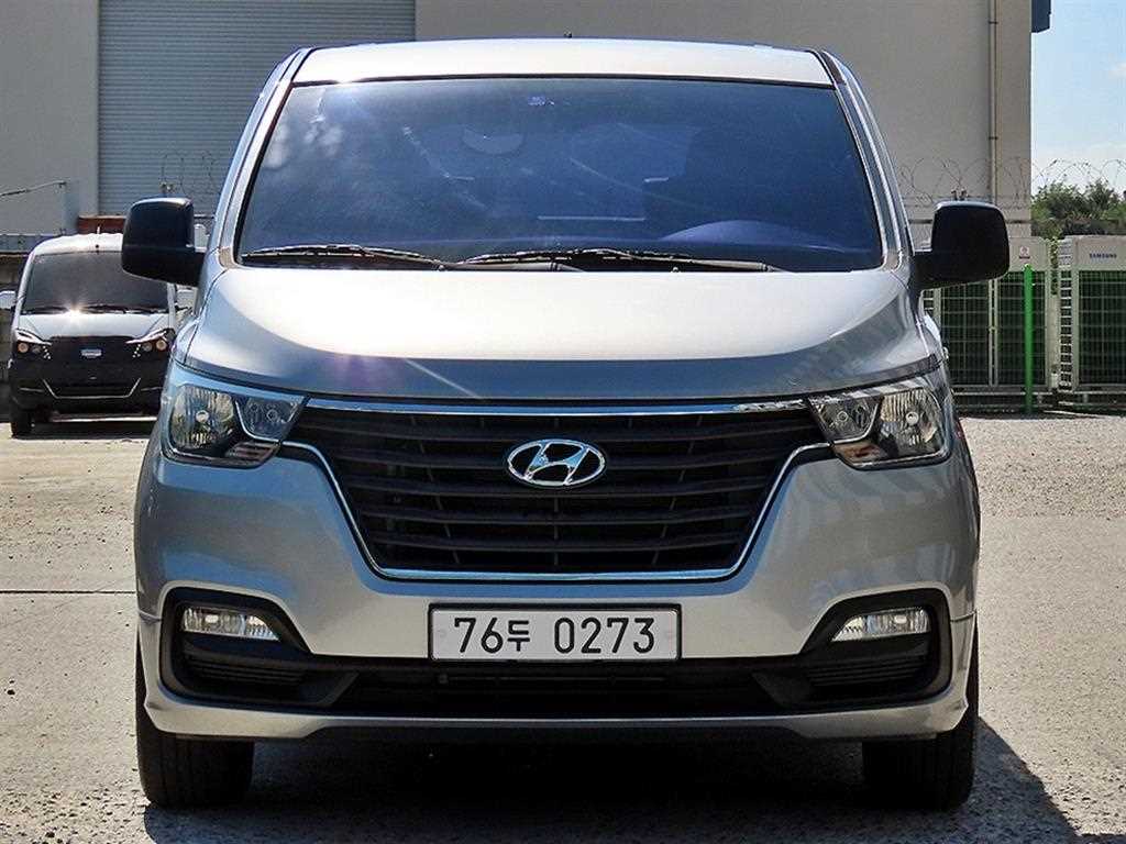 현대 스타렉스 2WD 웨건 12인승 스마트 사진