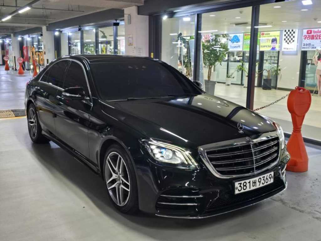 벤츠 S 클래스 S 350 d 4MATIC 사진 2/20