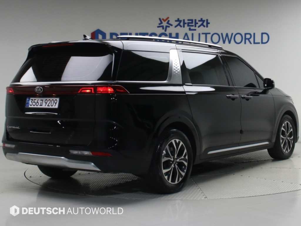 기아 카니발 디젤 9인승 노블레스 사진 2/19