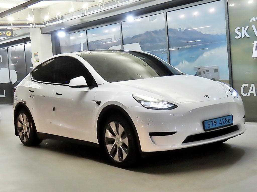 모델 Y RWD 2024년식