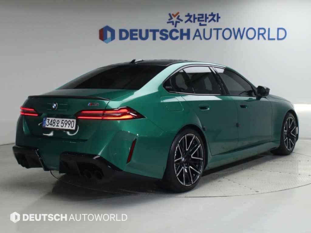 BMW 5시리즈 4.4 사진 2/20
