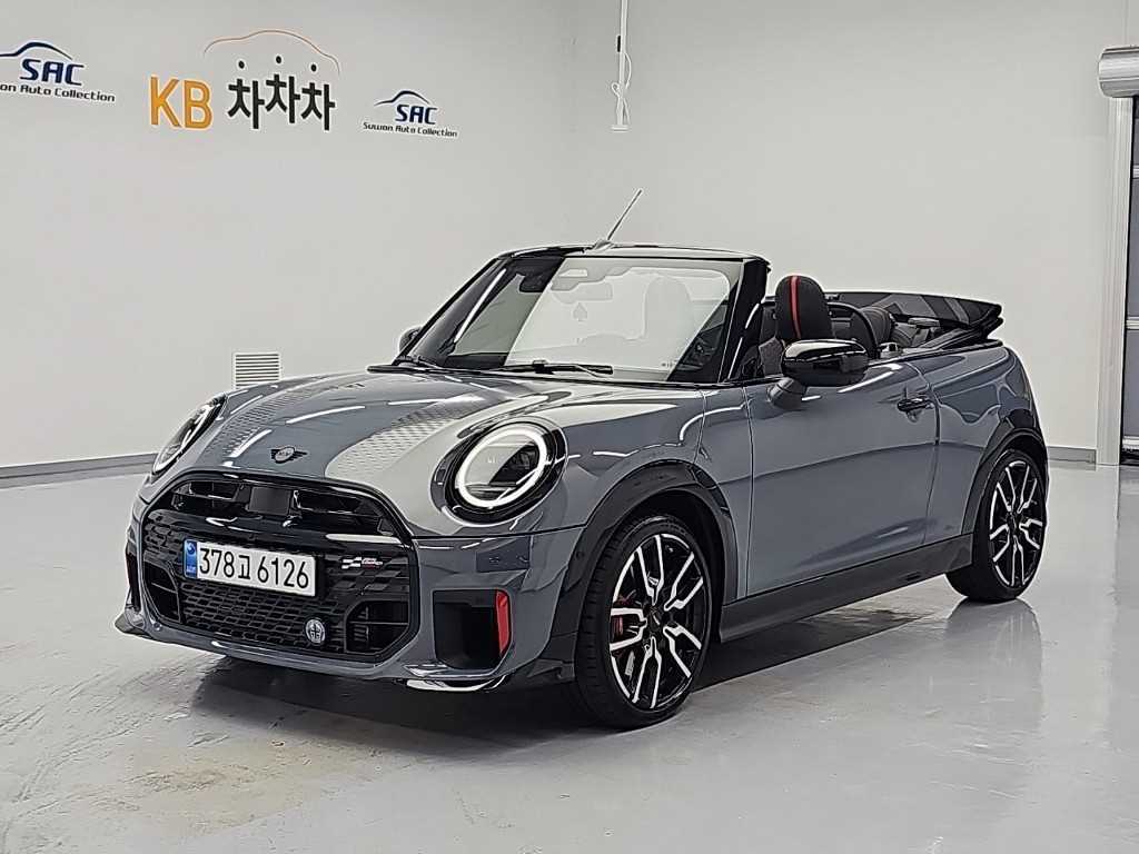 MINI 쿠퍼 컨버터블 JCW 사진