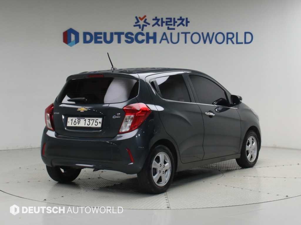 쉐보레 스파크 LT 플러스 사진 2/20