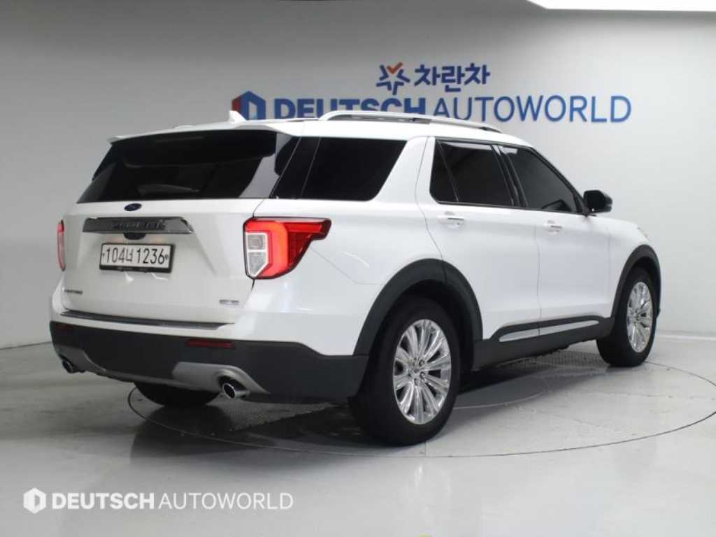 포드 익스플로러 2.3 AWD 리미티드 사진 2/20