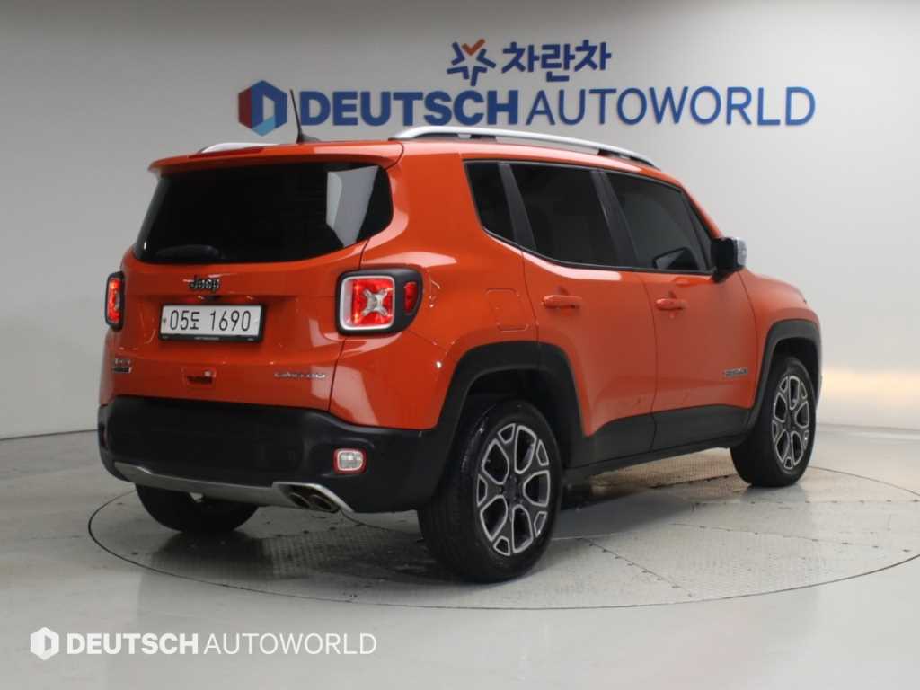지프 레니게이드 2.4 리미티드 AWD 사진 2/20