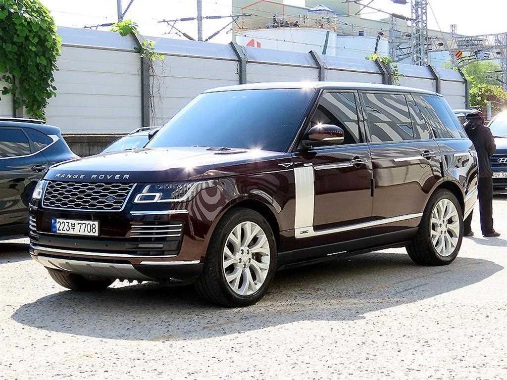 랜드로버 레인지로버 5.0 SC VOGUE SE LWB 사진 2/20