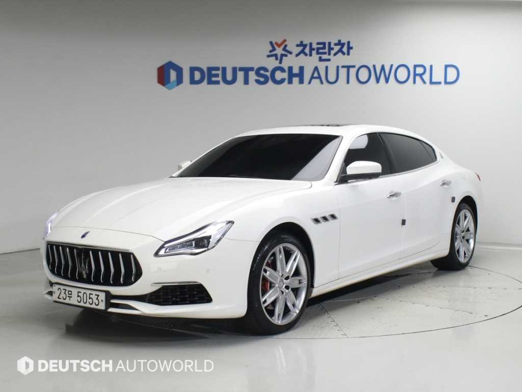 콰트로포르테 3.0 V6 2017년식