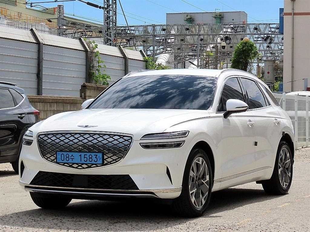 제네시스 GV70 e-AWD 사진 2/20