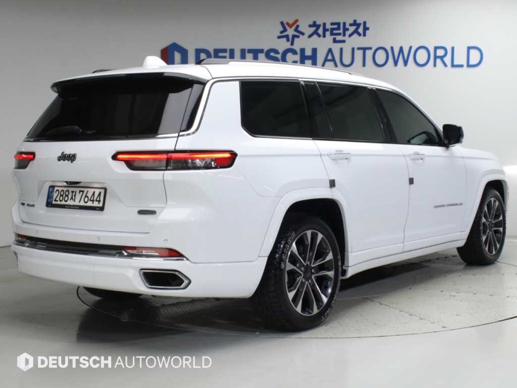 지프 체로키 3.6 L 오버랜드 사진 2/20
