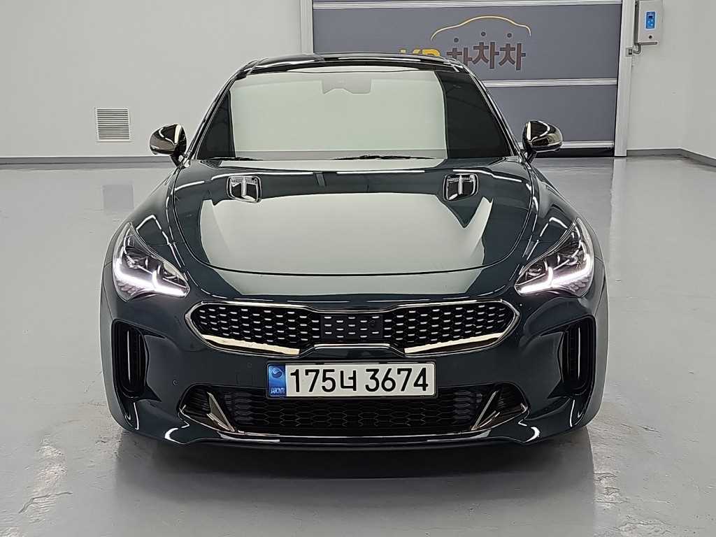기아 스팅어 2WD 2.5 마스터즈 사진 2/20