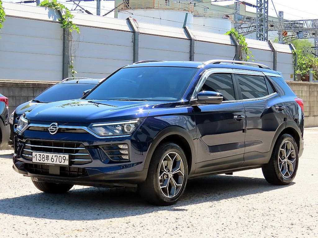 KGM 코란도 2WD 가솔린 1.5 C5 플러스 사진 2/20