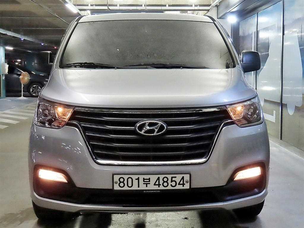 현대 스타렉스 2WD 밴 3인승 스마트 사진 2/17