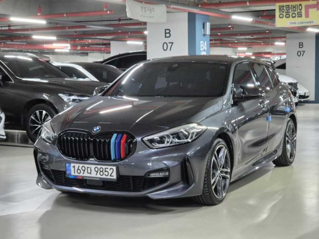 BMW 1시리즈 120i M 스포츠 사진 2/20