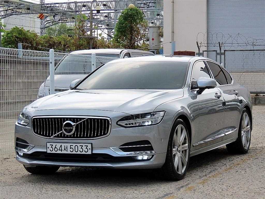 볼보 S90 D5 AWD 인스크립션 사진 2/20