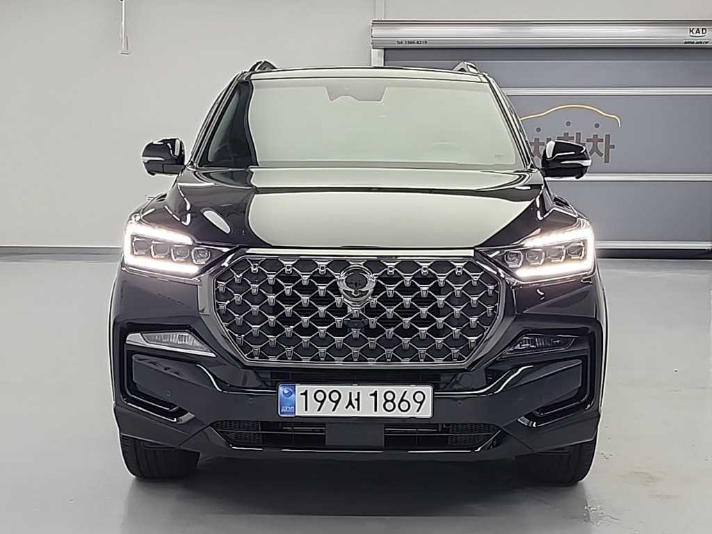 KGM 렉스턴 디젤 2.2 4WD 시그니처 사진 2/18