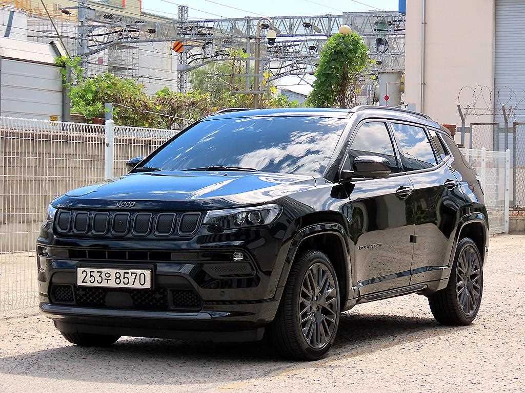 컴패스 2세대 2.4 AWD S 2022년식