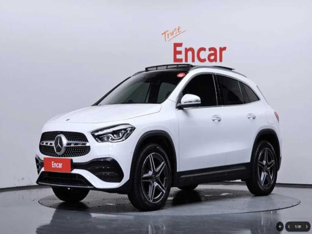 벤츠 GLA 클래스 GLA250 4MATIC 사진