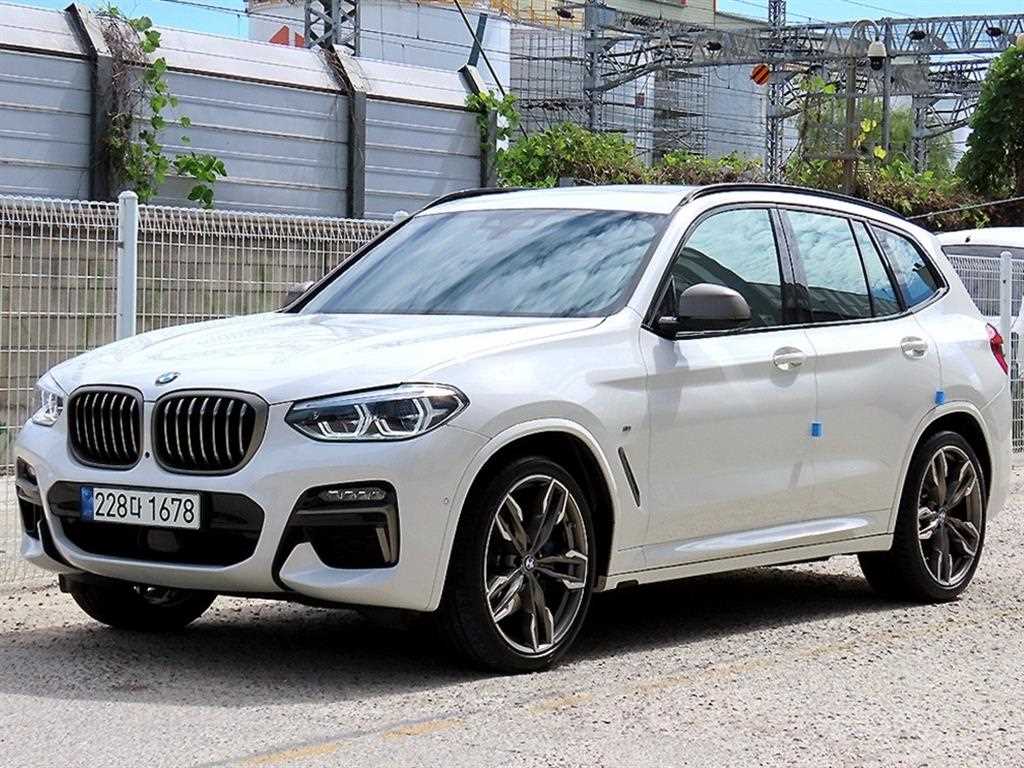 BMW X3 xDrive M40i 사진 2/20