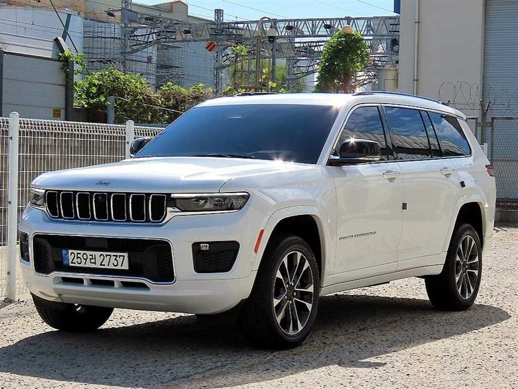 지프 체로키 3.6 L 오버랜드 사진 2/20