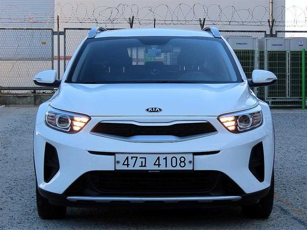 기아 스토닉 가솔린 1.4 디럭스 사진
