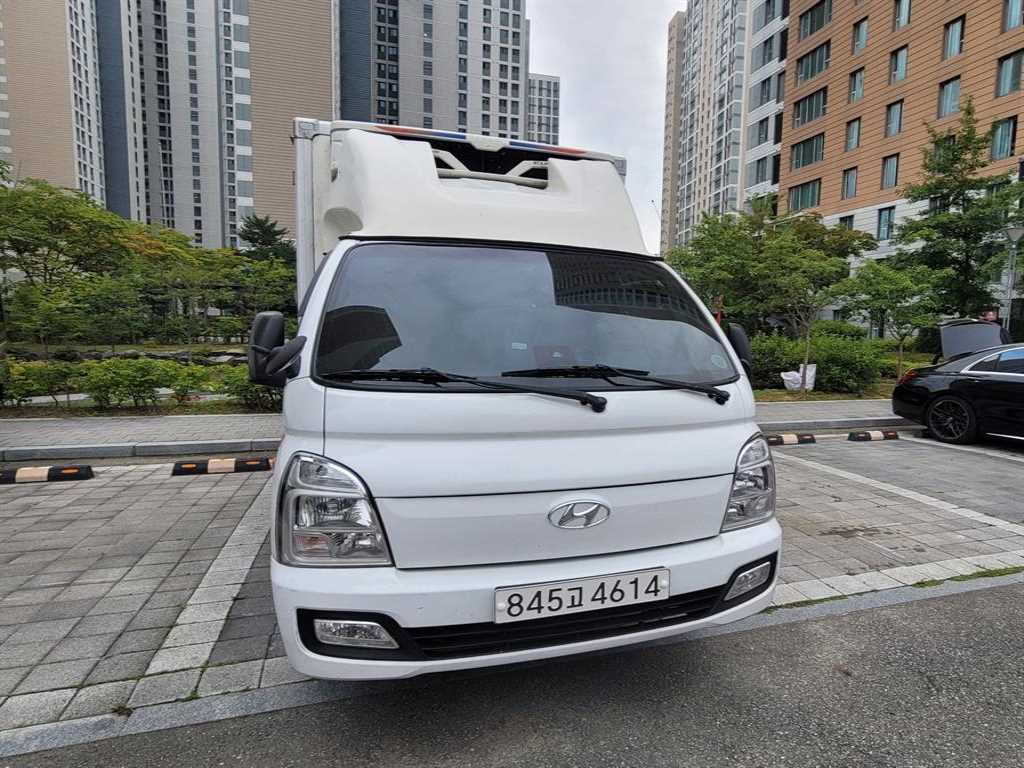 현대 포터2 1톤 냉동탑 - 중고 트럭 매물 이미지