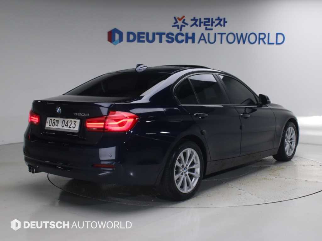 BMW 3시리즈 320d 사진 2/20