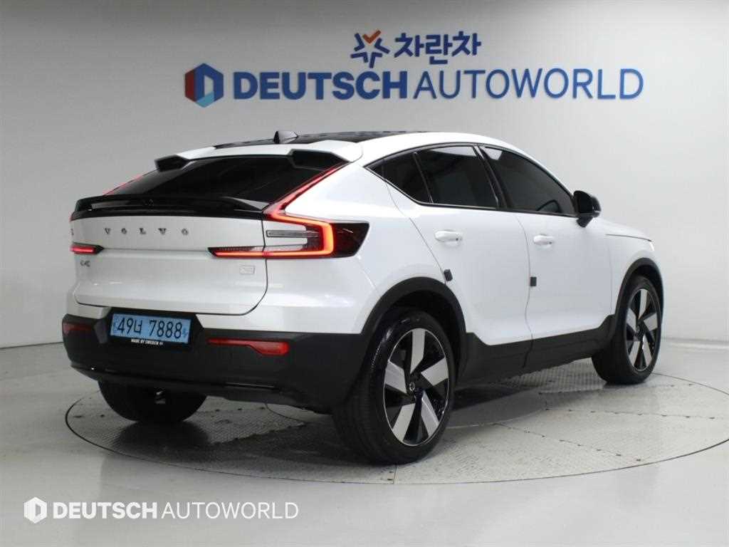 볼보 C40 리차지 트윈 얼티메이트 AWD 사진 2/20