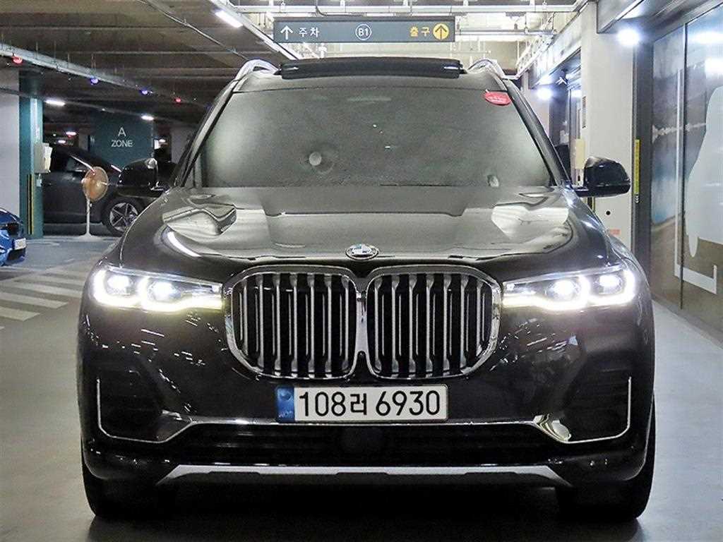 BMW X7 xDrive 40d 디자인 퓨어 엑셀런스 7인승 사진 2/20