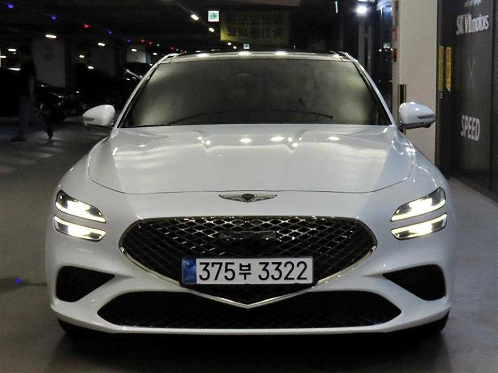 제네시스 G70 가솔린 2.5T 2WD 기본형 사진 2/20