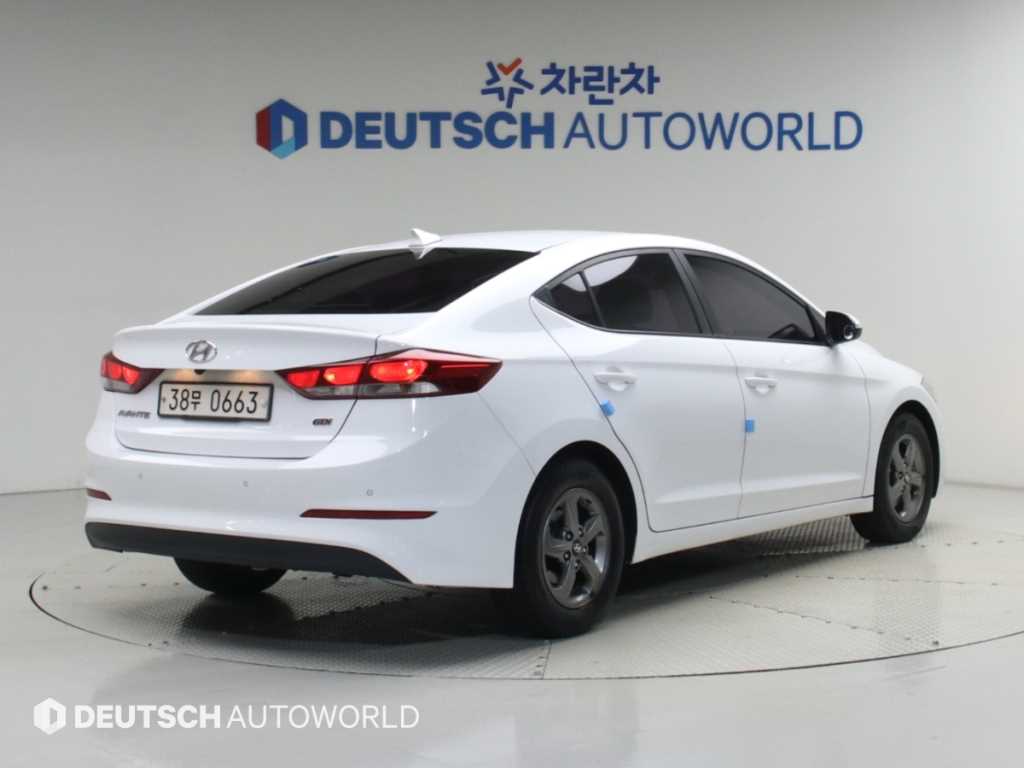 현대 아반떼 1.6 GDI 스마트 사진 2/20